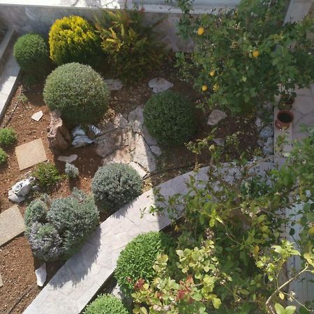 Apartments Benika Бол Екстер'єр фото