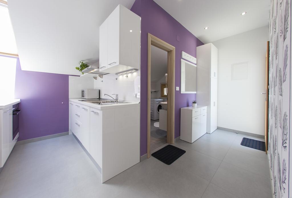 Apartments Benika Бол Номер фото