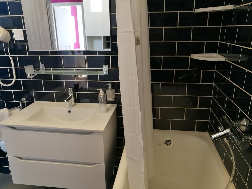 Apartments Benika Бол Екстер'єр фото