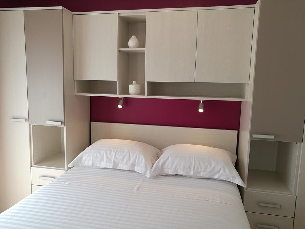 Apartments Benika Бол Екстер'єр фото