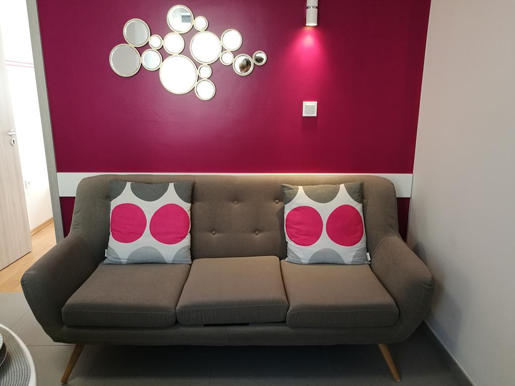 Apartments Benika Бол Екстер'єр фото